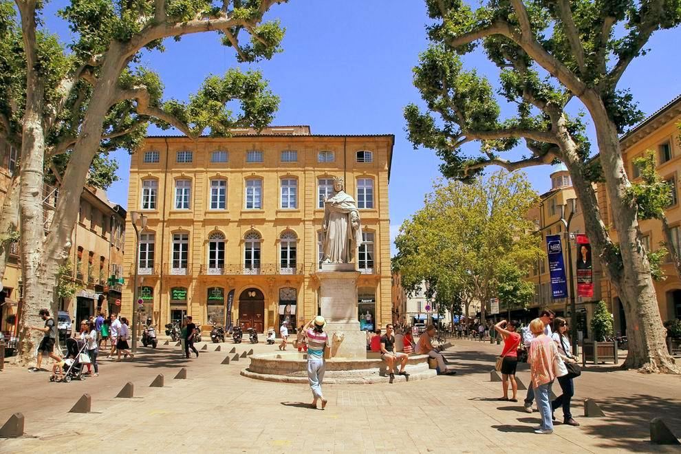 aix en provence cours mirabeau