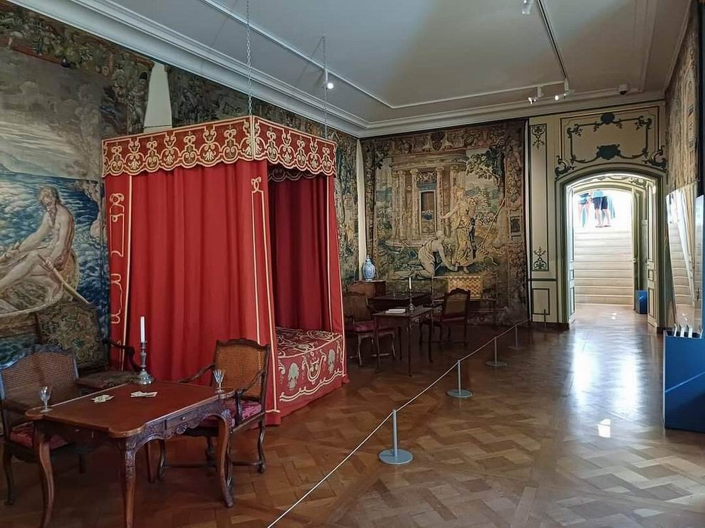 Sully-sur-Loire kastély